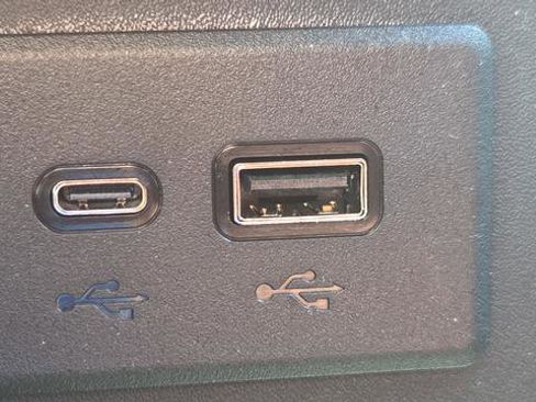 Used 2025 GMC Sierra 1500 Denali w/ Technology Package image 35