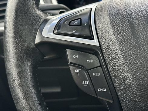 Used 2016 Ford Edge Titanium w/ Equipment Group 302A AWD/4WD image 21