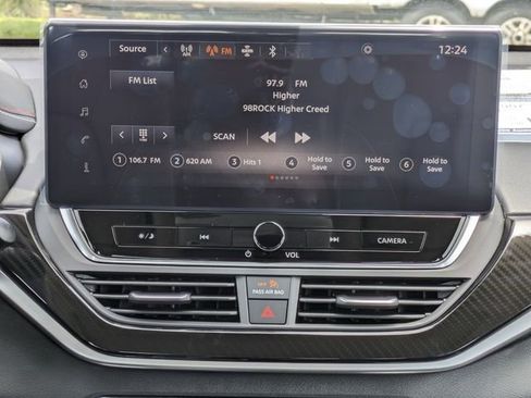 New 2025 Nissan Altima 2.5 SR w/ SR Premium Package image 18