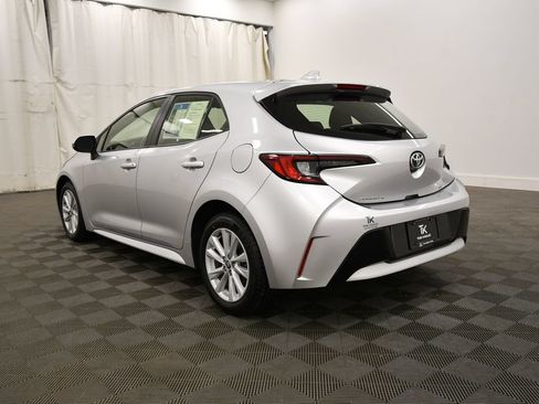 Used 2024 Toyota Corolla SE FWD image 5