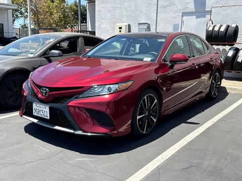 Used 2018 Toyota Camry XSE w/ Protection Package (Q2) FWD image 3