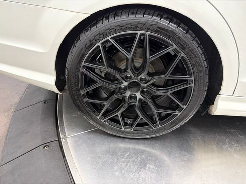 Used 2012 Mercedes-Benz C 300 4MATIC Sedan image 9