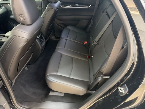 Used 2022 Cadillac XT5 Premium Luxury w/ Technology Package FWD image 23