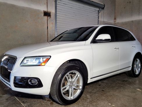 Used 2016 Audi Q5 2.0T Premium Plus w/ Technology Package image 5