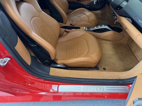Used 2018 Ferrari 488 GTB RWD image 53