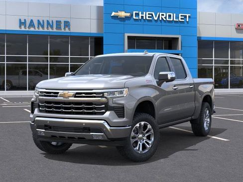 New 2026 Chevrolet Silverado 1500 LTZ w/ Z71 Off-Road Package AWD/4WD image 6