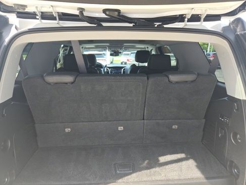 Used 2018 Cadillac Escalade Luxury image 15