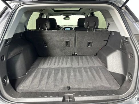 Used 2020 GMC Terrain SLE w/ Driver Convenience Package image 26