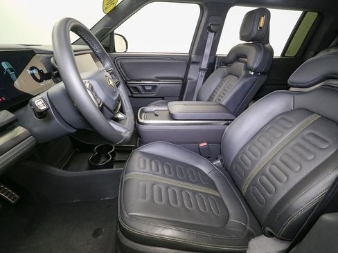 Used 2023 Rivian R1S Launch Edition AWD/4WD image 50
