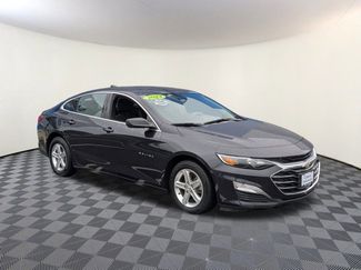 Used 2023 Chevrolet Malibu LS image 1