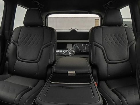 New 2026 INFINITI QX80 Autograph w/ Premium Cargo Package image 23