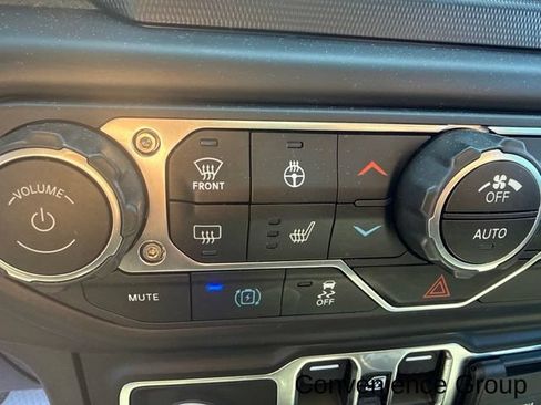 Used 2023 Jeep Wrangler Unlimited w/ Cold Weather Group AWD/4WD image 18