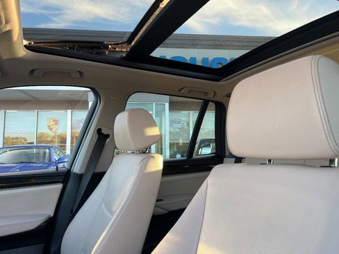 Used 2015 BMW X3 xDrive28i image 17