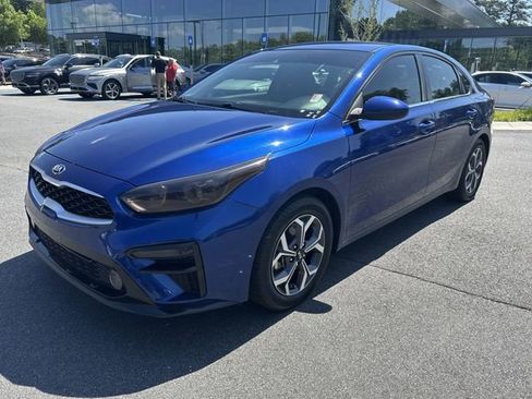 Used 2020 Kia Forte LXS FWD image 3