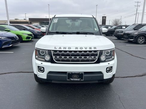 Used 2016 Land Rover LR4 HSE image 24