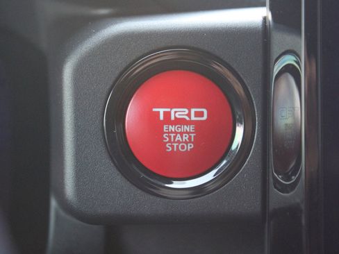 New 2025 Toyota 4Runner TRD Off-Road Premium image 28