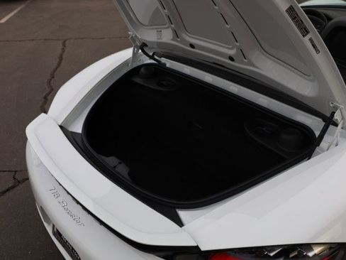 Used 2019 Porsche 718 Boxster image 39