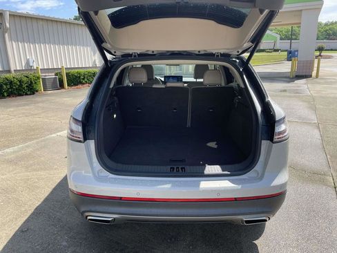 Used 2022 Lincoln Nautilus Reserve FWD image 10