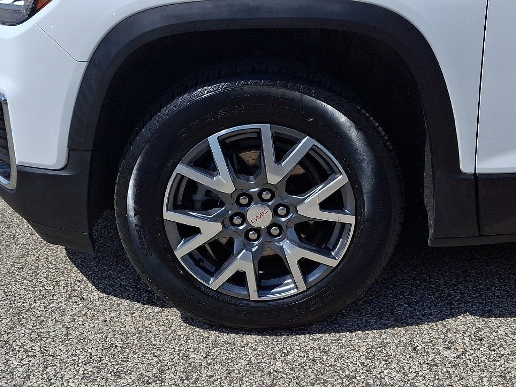 Certified 2023 GMC Acadia SLT w/ Technology Package AWD/4WD image 10