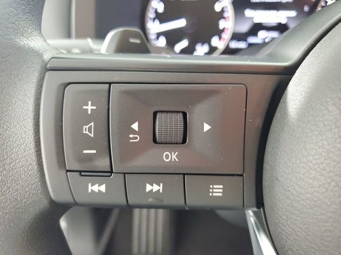 New 2025 Nissan Pathfinder S image 22