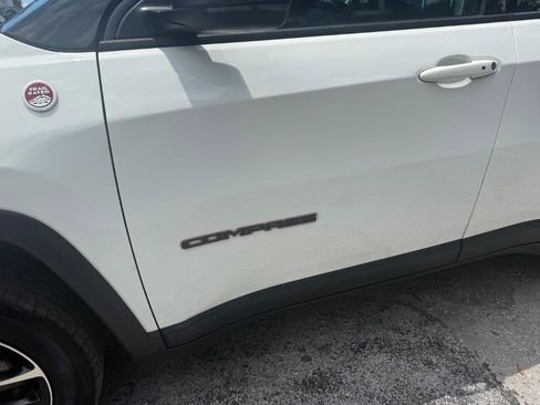 Used 2021 Jeep Compass Trailhawk AWD/4WD image 12