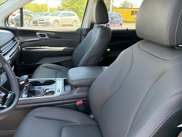 New 2026 Kia Carnival SX Prestige FWD image 18