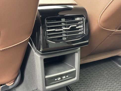 New 2025 Volkswagen ID.4 Pro image 26