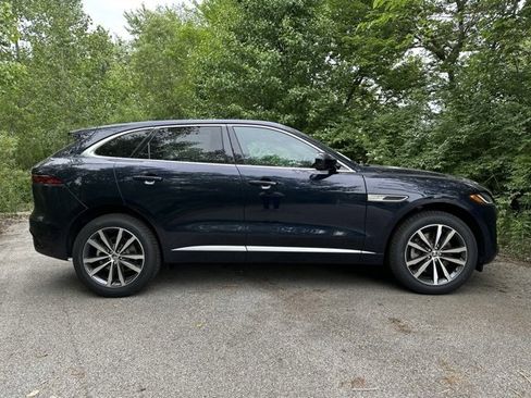 New 2026 Jaguar F-PACE R-Dynamic S image 5