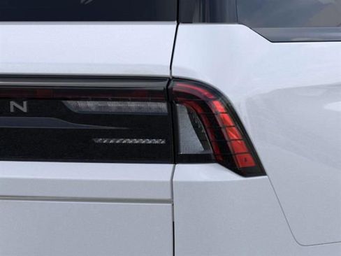 New 2026 Lincoln Navigator L Reserve w/ Jet Appearance Package AWD/4WD image 21