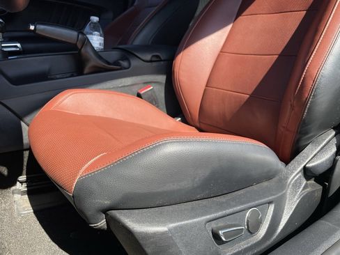 Used 2017 Ford Mustang GT Premium w/ GT Performance Package image 18