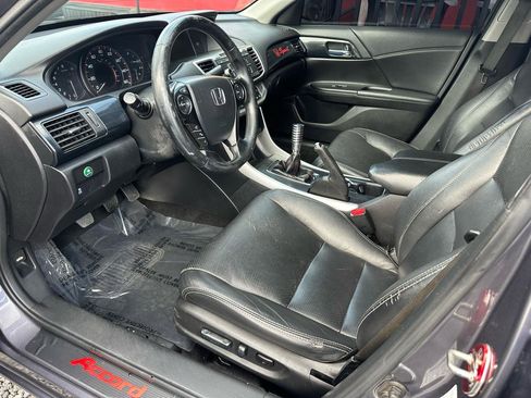 Used 2015 Honda Accord Sport image 14