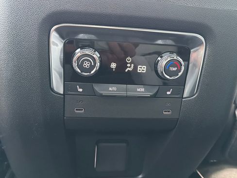 Used 2025 Chevrolet Tahoe Premier w/ Sun And Tow Package image 36