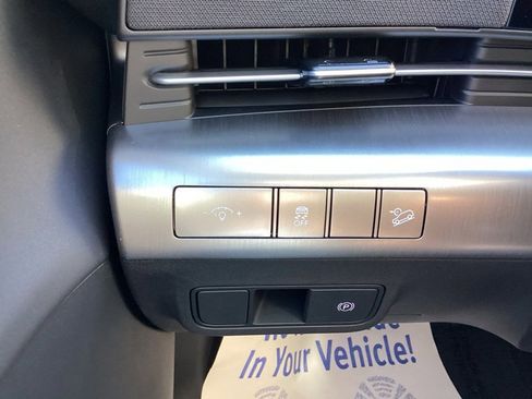 New 2026 Hyundai Kona SEL Premium image 24