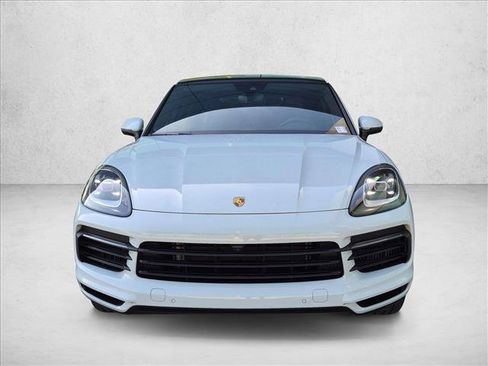 Used 2023 Porsche Cayenne Coupe AWD/4WD image 2