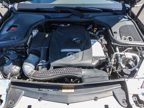 Used 2017 Mercedes-Benz E 300 image 35