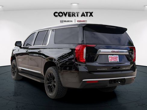 Used 2022 GMC Yukon XL Denali AWD/4WD image 6