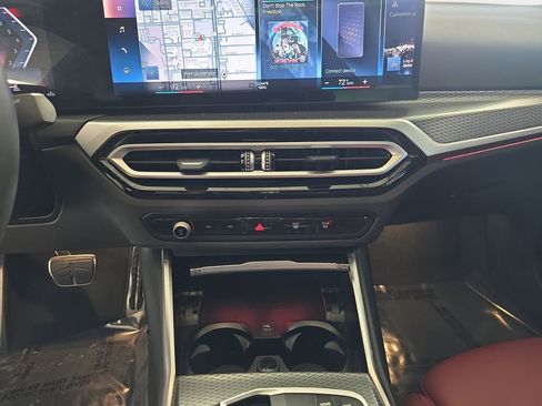 Used 2023 BMW 330i Sedan w/ M Sport Package image 20