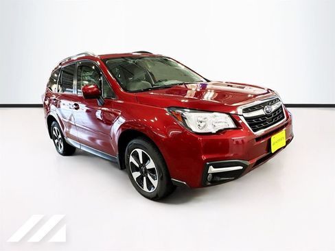 Used 2018 Subaru Forester 2.5i Premium AWD/4WD image 3