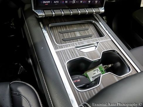 New 2025 GMC Sierra EV Denali image 19