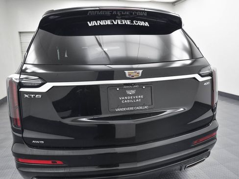 Used 2023 Cadillac XT6 Sport image 6