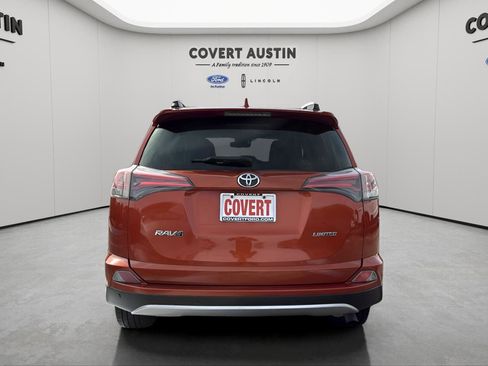 Used 2016 Toyota RAV4 Limited image 4