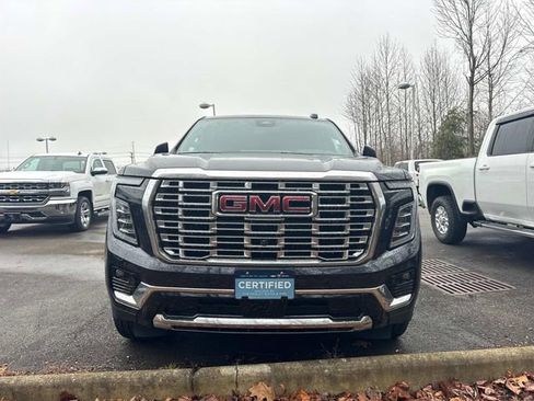 Certified 2025 GMC Yukon Denali image 11