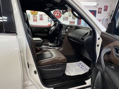 Used 2018 Nissan Armada Platinum w/ Captain Seat Package AWD/4WD image 10