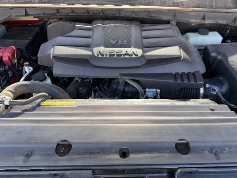 Used 2021 Nissan Titan SV w/ SV Convenience Package RWD image 33