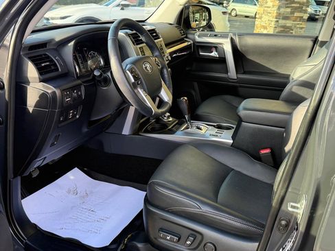 Used 2024 Toyota 4Runner Limited image 9