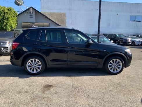 Used 2017 BMW X3 sDrive28i w/ Driving Assistance Package RWD image 2