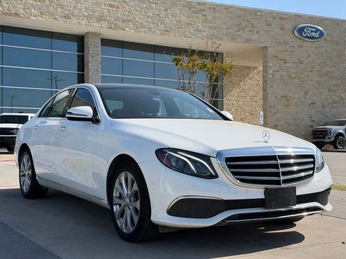 Used 2017 Mercedes-Benz E 300 4MATIC image 18