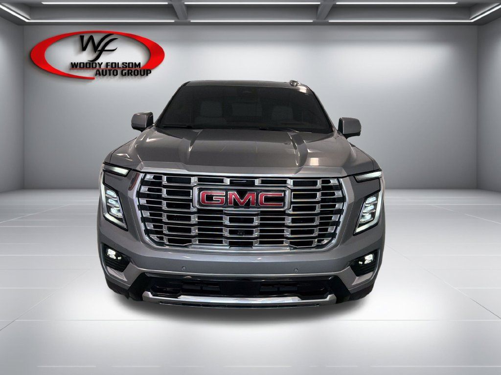 Used 2025 GMC Yukon Denali w/ Sun & Power Step Package RWD image 2