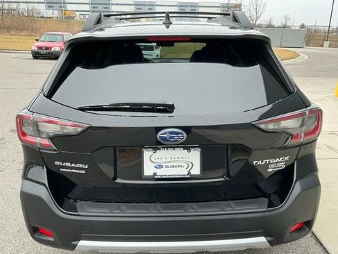 Certified 2023 Subaru Outback Limited image 3