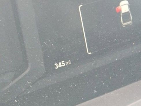 Used 2025 Toyota Tacoma SR5 image 11